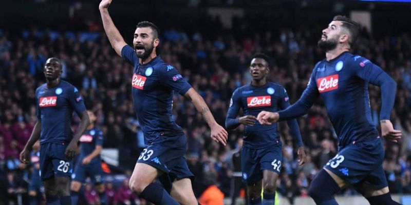 Napoli vs Chelsea thể hiện quyết tâm cao